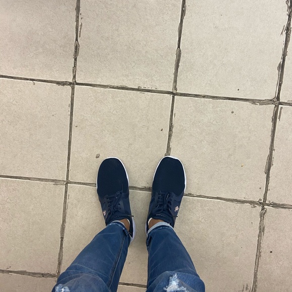 Polo - Picture 2 of 3